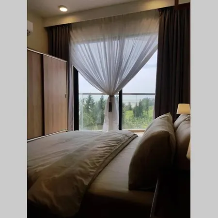 Timurbay Studio Apartment Facing Beautiful Beach Kuantan Exterior photo