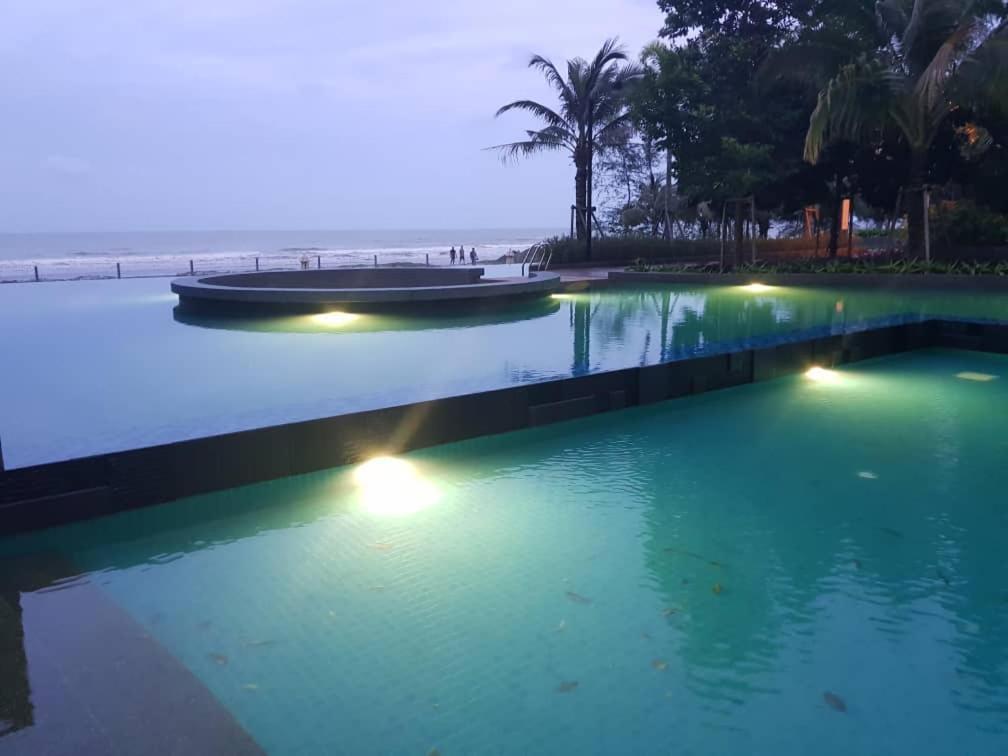 Timurbay Facing Beautiful